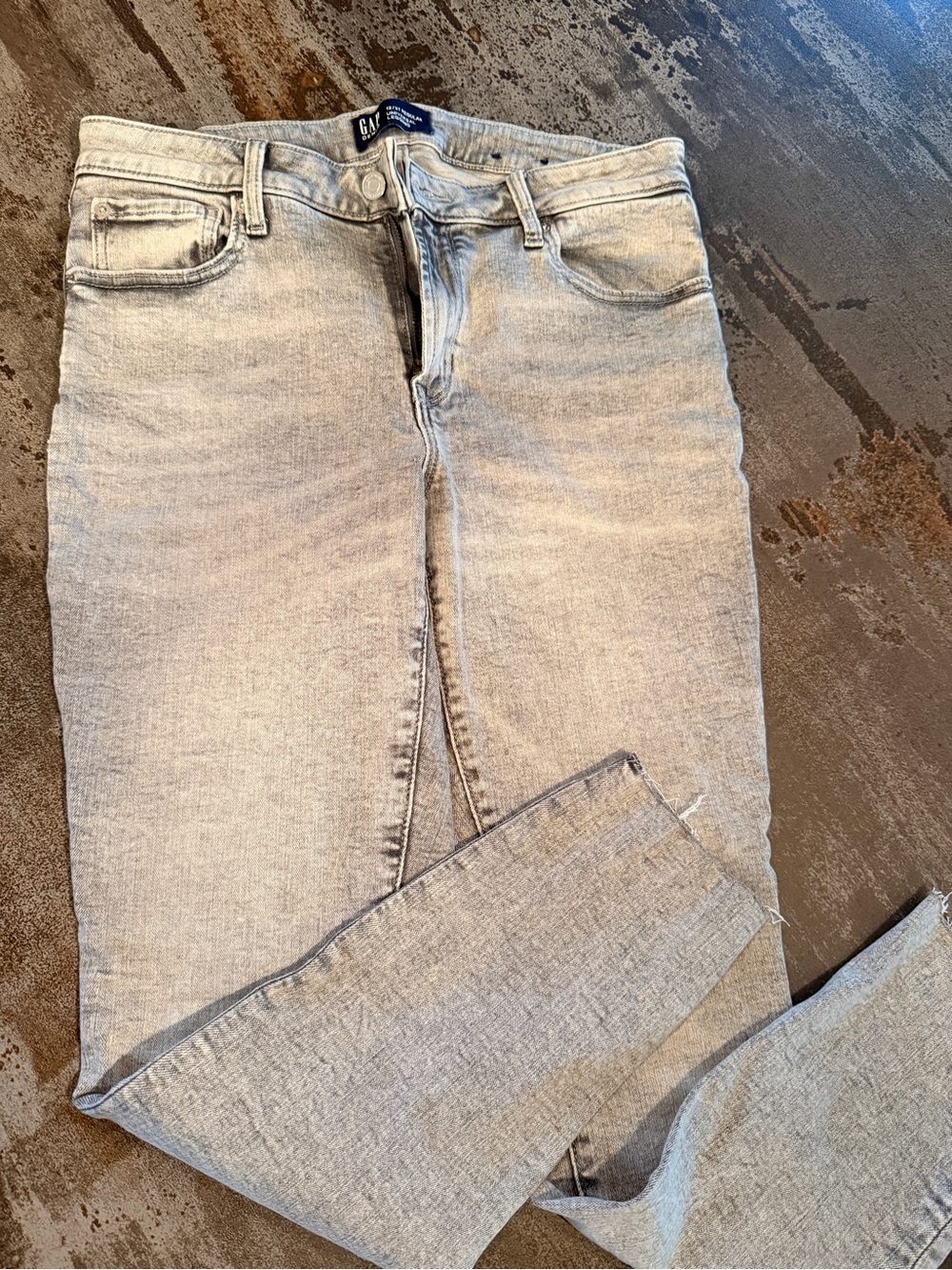 GAP Women’s Light Gray Jeggings